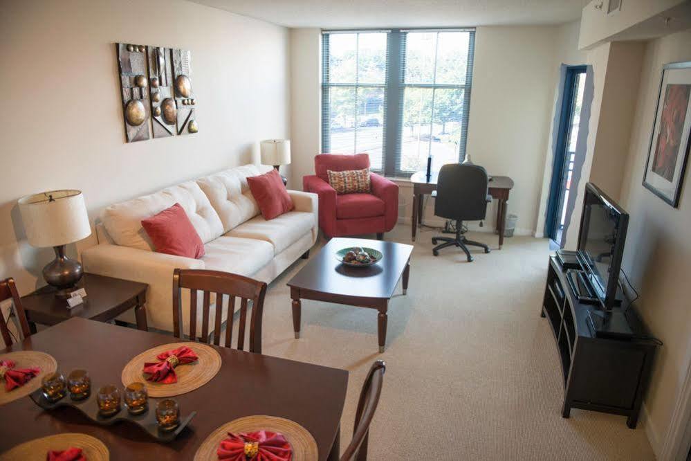 Crystal Quarters Furnished Apartments At The Gramercy อาร์ลิงตัน ภายนอก รูปภาพ